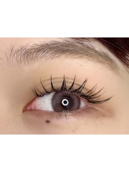 ナチュラル上品な目元にしたい