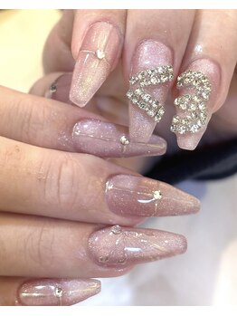 ルミエール 大分市中央町(Lumiere)/ハートクリスタルネイル