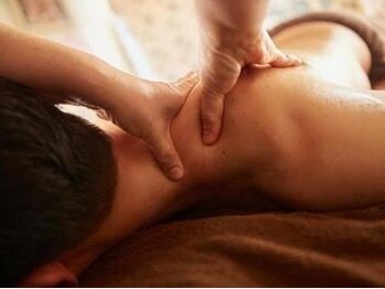 プレミアムボディ(Premium Body)の写真/メンズ来店も大歓迎◎駐車場完備♪完全個室で周りのお客様を気にすることなく施術が受けられます!