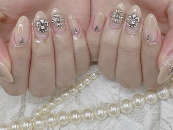 ハニービービー(Honey Bee Bee)/クロムネイル