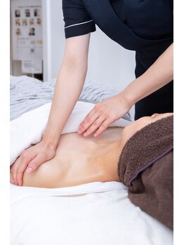 ポーラ ザ ビューティ 六本松店(POLA THE BEAUTY)/デコルテケア