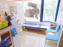 CSS治療院/明るい、待合室