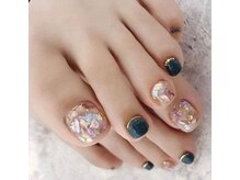 ガラタスネイル(Galatas Nail)/色鮮やかなフットネイル