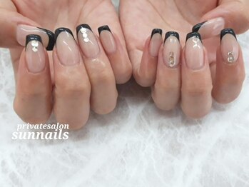 サンネイルズ(sun nails)の写真/《何度通ってもオフ無料★》豊富な知識と経験であなたのご希望に寄り添ったネイルを叶えます♪