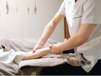 リラクゼーションスペース/ハンドマッサージ