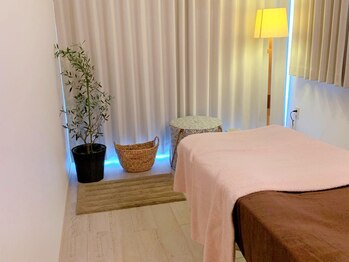 サロン ツムギ たまプラーザ店(SALON TSUMUGI)の写真/【WAX＋美容脱毛】であらゆる部位のムダ毛を徹底脱毛♪都度払いで通いやすさ◎メンズの利用OK！