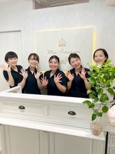 メールアンテリュール 神楽坂店/プロのエステシャンのスタッフ達