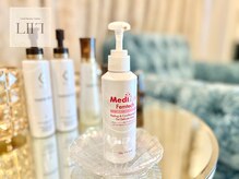 エル 麻布十番/メディゼオ ピーリング<小顔>