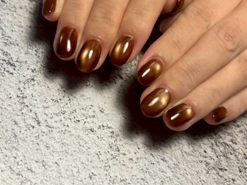 レア(rea)の写真/冬の可愛いキラキラネイル*【大人気のマグネットもカラーが豊富♪】職場で褒められる王道デザインならrea*