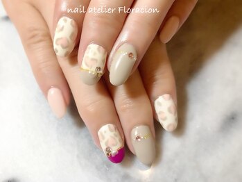 ネイルアトリエ フロラシオン/贅沢アートの褒められネイル14