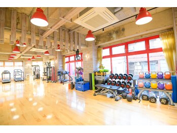 カラッド(KARAD)/トレーニングフロア2