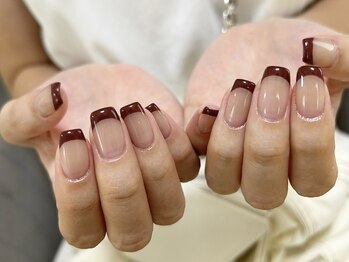 イーズネイル(e's nail)の写真/何度でも当店ネイルオフ無料／指先を美しく見せる丁寧ケアがセット！安心の仕上がりに◎