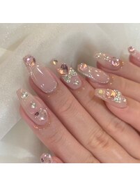 うるうるビジューネイル