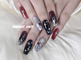 ブラック×レッド個性派ネイル