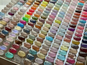 ナネア カラー(nanea color)の写真/カラー300色以上☆ラメ/フラッシュ/ミラー/マグネットも豊富!飽きずに通えるサロンです♪[横浜/パラジェル]
