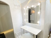 アピス(APIS)の雰囲気（心斎橋駅すぐ＊ベッドはフルフラット♪メイクブース完備★）
