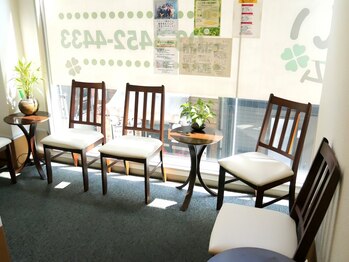 かわい指圧ルーム/待合室もございます