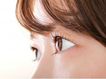 アイグラマー(Eye-glamour)の写真/悩みの尽きない目元事情はプロにお任せ☆ワンランク上の"好印象な顔立ち"を叶えます!お気軽にご相談下さい