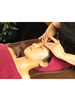 ホウレイ線・たるみ改善！予防ケア