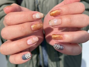ザ コモン ネイル恵比寿(the common nail)の写真/絶妙なカラー配合やアートのバランスで"あなたらしい"を表現するネイルにお仕上げします[恵比寿駅徒歩4分]