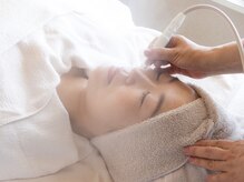サロン 優美の雰囲気（全コースに毛穴吸引付き）