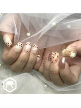 レディスペネイル ノウラ 名駅店(Redispe nail NouRa)/ちぐはぐデザイン