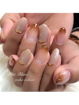 プチブラン(Petit Blanc)/ジェルネイル
