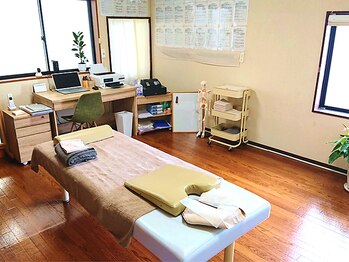 くだまつ筋膜骨盤卯月整体院/施術スペース