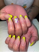 ネイルズフォーユー(Nails 4 U)/