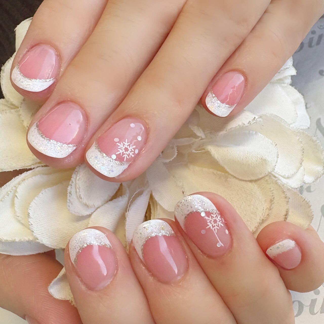 2026年冬トレンド】ジェルのネイルデザイン集｜人気順｜789ページ目