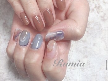 ルミア(Rumia)/アシンメトリーネイル