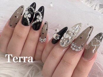 ハートブラックネイル