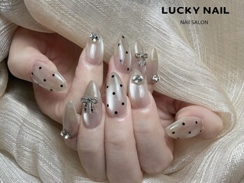 ラッキーネイル(LUCKY NAIL)/