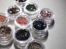 シグネイルスタジオ(CYiG nail studio)の雰囲気（カラー/ホログラム/ラメを豊富にご用意しております。）