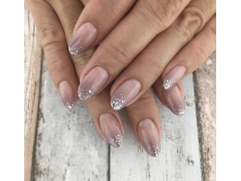 アイラッシュアンドネイル専門店 クラル(CURAR)/カラーグラデーション　￥7980