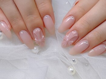 アンベリール 新宿(Embellir)の写真/オフィスも休日も褒められる♪大人可愛い上品ちゅるんネイル◎