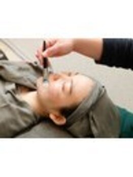 ねんねん/女性フェイシャルエステ風景☆