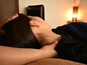 キュティプラス(Cuti+)の写真/【その首・肩の不調、姿勢の歪みが原因かも!?】プロがカウンセリングから徹底ケア!可動域UPでスッキリ!