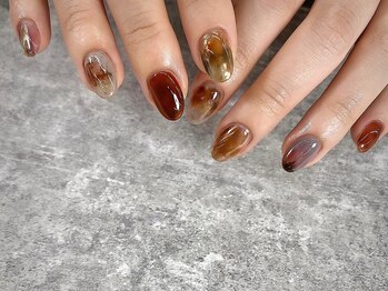 ネイル マックスケリー 大阪梅田(MAXKELLY)/90分アートコース　くすみカラー