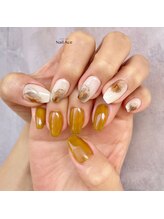 ネイルエース(Nail Ace)/アシメネイル