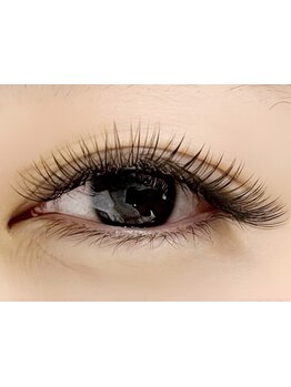 ボリュームのある目元にしたい