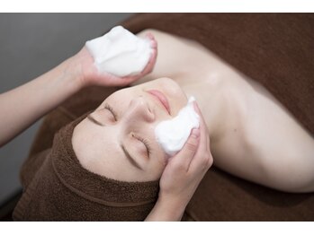 ザ リノ ビューティー 福島郡山店(The Lino Beauty)/4.スチームと泡洗顔
