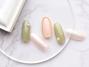 ネイル スパ ココプラス(Nail spa Cocoplus)/ドットチェーン囲み韓国ネイル