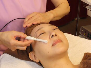 オーローズ(EauRose)/美白・透明感フェイシャル