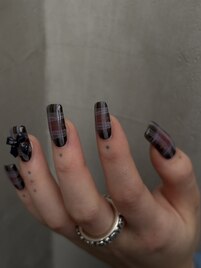 plaid nail