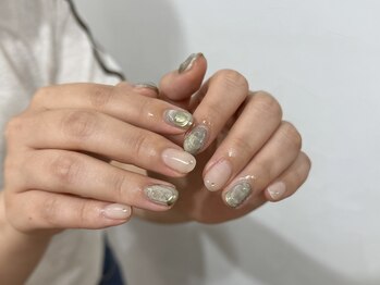 【rina】ニュアンスネイル