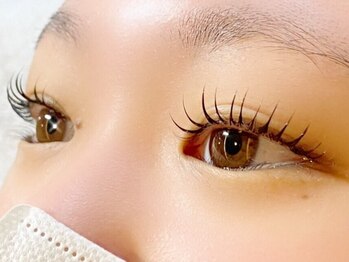 レジスタ(REGISTA)の写真/圧倒的な持続力でキレイが長続きする次世代エクステ！忙しい毎日に取れない安心感を…◎