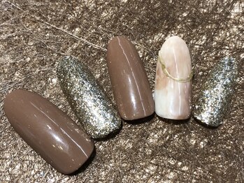 テラスアヴェダ ららぽーとエキスポシティ(Terrace AVEDA)/アクセサリーネイル