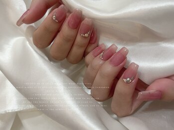 フィオナ 大久保店(Fiona)/派手なネイルができない方へ