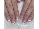 フレンチネイル
